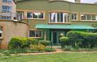 4 Bed Townhouse with En Suite in Riverside - 1