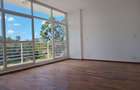 5 Bed Villa with En Suite at Convent Road - 1