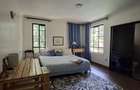 5 Bed Townhouse with En Suite in Kyuna - 8