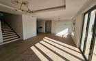 4 Bed Apartment with En Suite in Rosslyn - 15