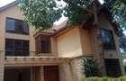 5 Bed Townhouse with En Suite in Lavington - 1