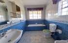 5 Bed House with En Suite in Runda - 9