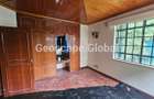 5 Bed House with En Suite in Nyari - 2