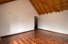 5 Bed House with En Suite in Runda - 7