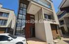 5 Bed Townhouse with En Suite in Lavington - 1