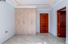 3 Bed Apartment with En Suite in Thome - 14