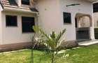 5 Bed Townhouse with En Suite at Mwananchi Road - 4