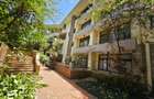 4 Bed Apartment with En Suite in Riverside - 3