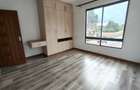 3 Bed Apartment with En Suite at Nyari - 16