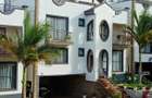 5 Bed Townhouse with En Suite in Brookside - 1