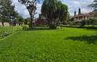 5 Bed House with En Suite at Faith Avenue - 5