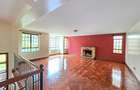 4 Bed Townhouse with En Suite at Riverside Drive. - 11
