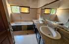 4 Bed Townhouse with En Suite in Lavington - 14
