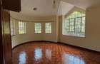 5 Bed Townhouse with En Suite in Karen - 6