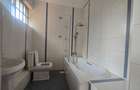 5 Bed Townhouse with En Suite in Lavington - 18