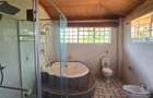 5 Bed House with En Suite in Runda - 7