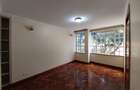 6 Bed Townhouse with En Suite at Lavington Road - 19