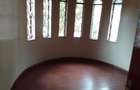 4 Bed Villa with En Suite in Westlands Area - 5