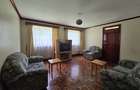 5 Bed House with En Suite in Runda - 10