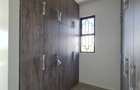 3 Bed Apartment with En Suite at Green Wood Drive - 15