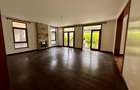 5 Bed House with En Suite at Lavington - 7