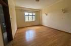 3 Bed Apartment with En Suite in Kilimani - 16