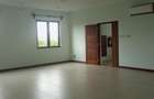 Serviced 2 Bed Apartment with En Suite at Tamarid - 14