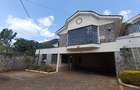 5 Bed Townhouse with En Suite in Spring Valley - 1