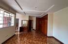 4 Bed Townhouse with En Suite in Lavington - 10