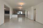 4 Bed Apartment with En Suite at Parklands - 13