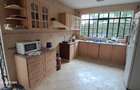 4 Bed Townhouse with En Suite at James Gichuru - 15