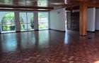 5 Bed House with En Suite at Faith Avenue - 8