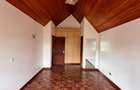 5 Bed Townhouse with En Suite in Lavington - 6