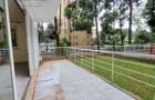 3 Bed Apartment with En Suite at Lavington - 18