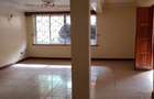 5 Bed Townhouse with En Suite at Valley Arcade - 12