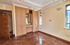 4 Bed Townhouse with En Suite in Lavington - 14