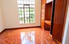 4 Bed Townhouse with En Suite at Lavington Green - 20