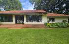 4 Bed House with En Suite in Nyari - 1
