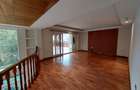 5 Bed Townhouse with En Suite at Convent Drive - 16