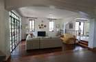 5 Bed Townhouse with En Suite in Kyuna - 4