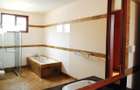 3 Bed Apartment with En Suite in Riverside - 8