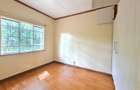 3 Bed House with En Suite at Bomas Area - 15