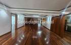5 Bed House with En Suite in Runda - 3