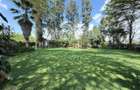 5 Bed House with En Suite in Lavington - 1