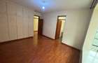 3 Bed Apartment with En Suite in Westlands Area - 10