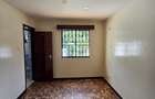 4 Bed Townhouse with En Suite in Lavington - 10