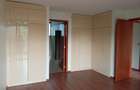 3 Bed Apartment with En Suite at Parklands Near Regal Plaza - 7