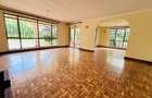 4 Bed House with En Suite at Mountain View - 11