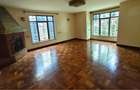 5 Bed Villa with En Suite in Lavington - 18