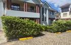 5 Bed House with En Suite in Garden Estate - 1
